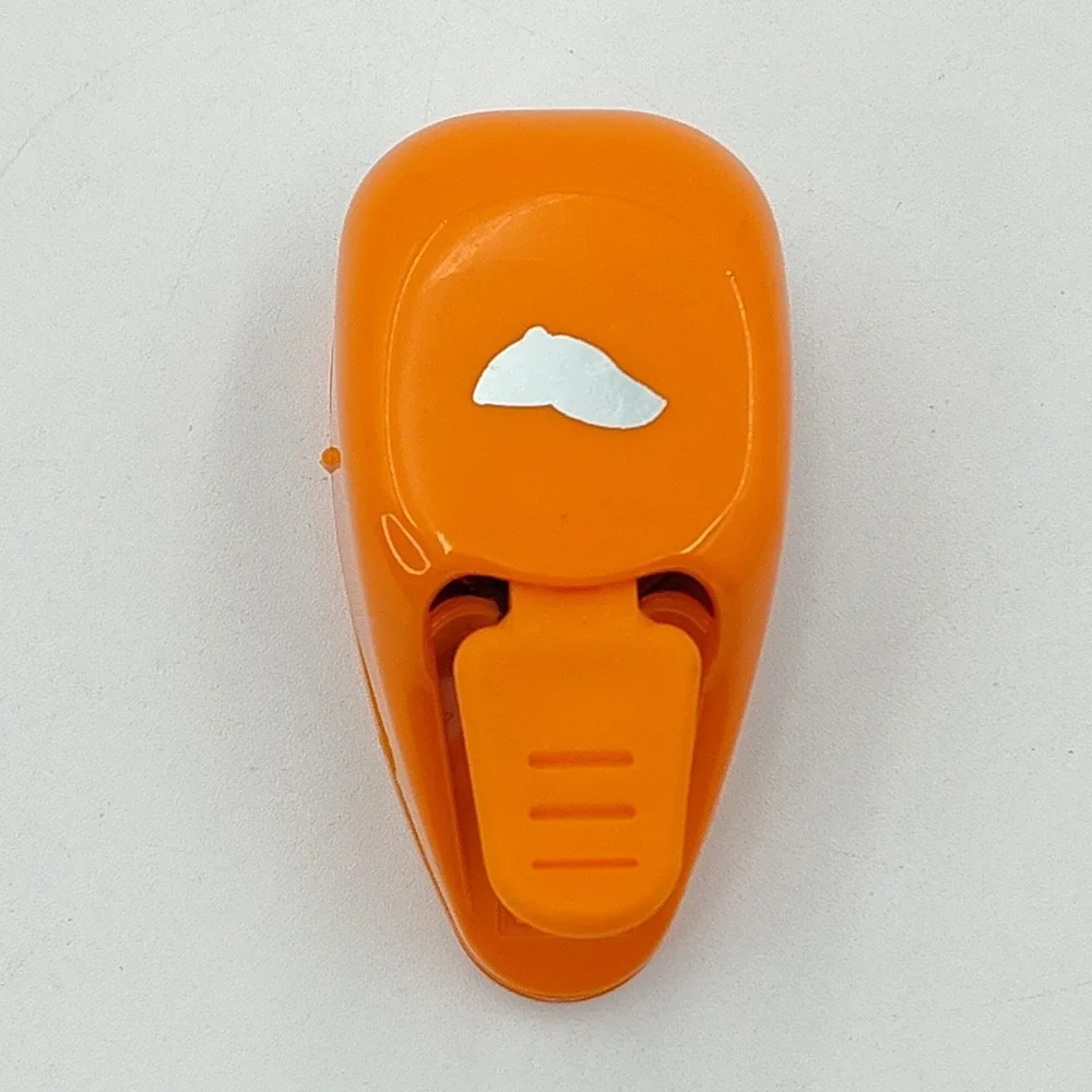 EK Success‎ Cap Ball Hat Sherlock Paper 0.40in Craft Punch Pinwheel BB12.1ON910